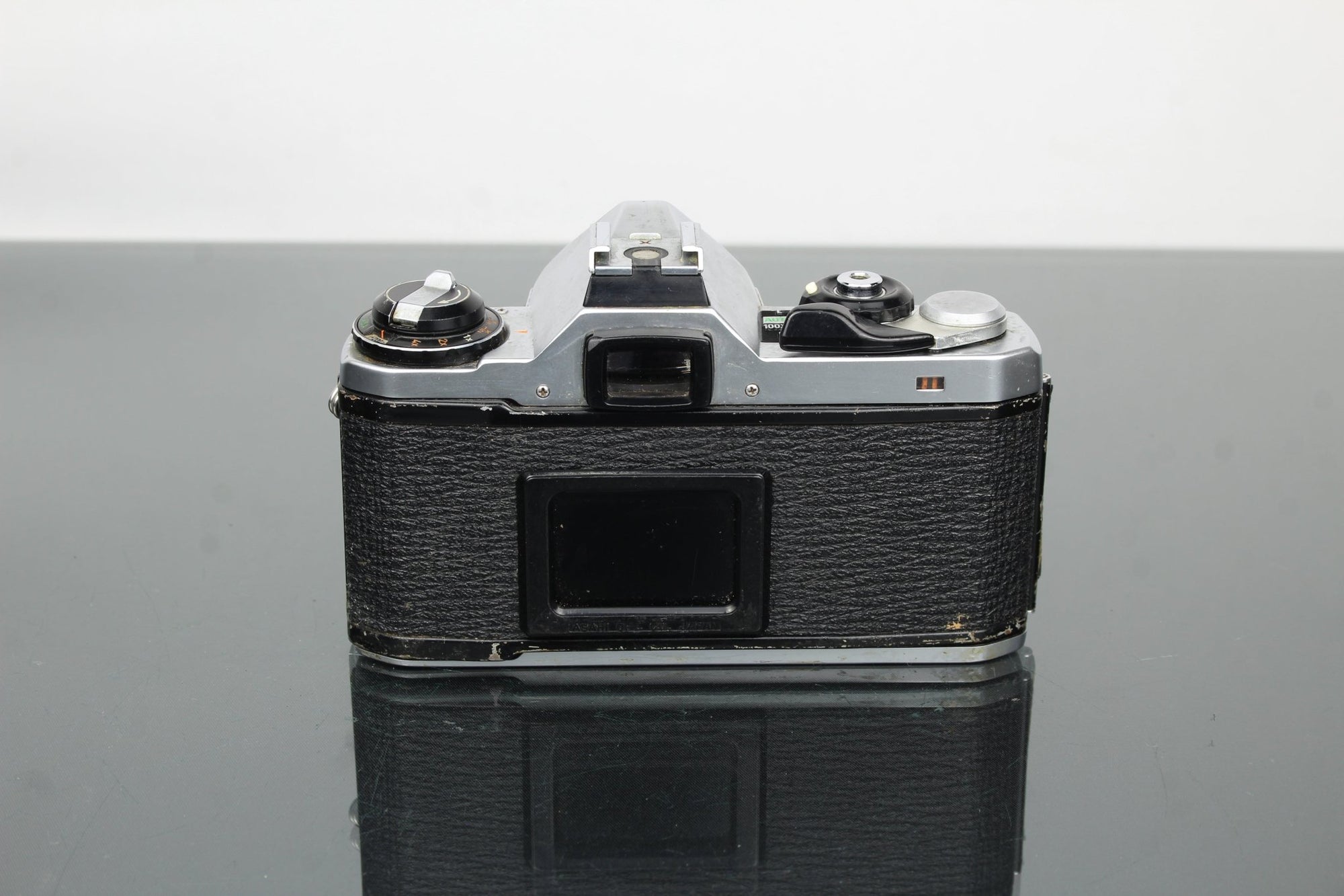 Pentax ME + Vivitar 28mm 1:2.8 AUTO lens - Dutch|Thrift