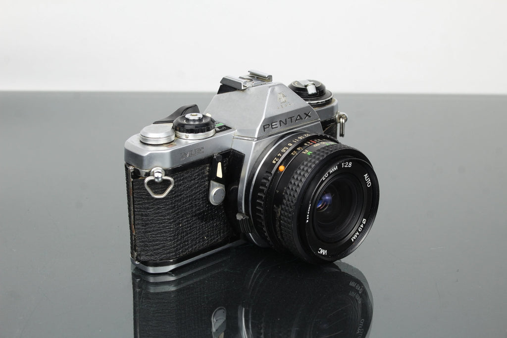 Pentax ME + Vivitar 28mm 1:2.8 AUTO lens - Dutch|Thrift