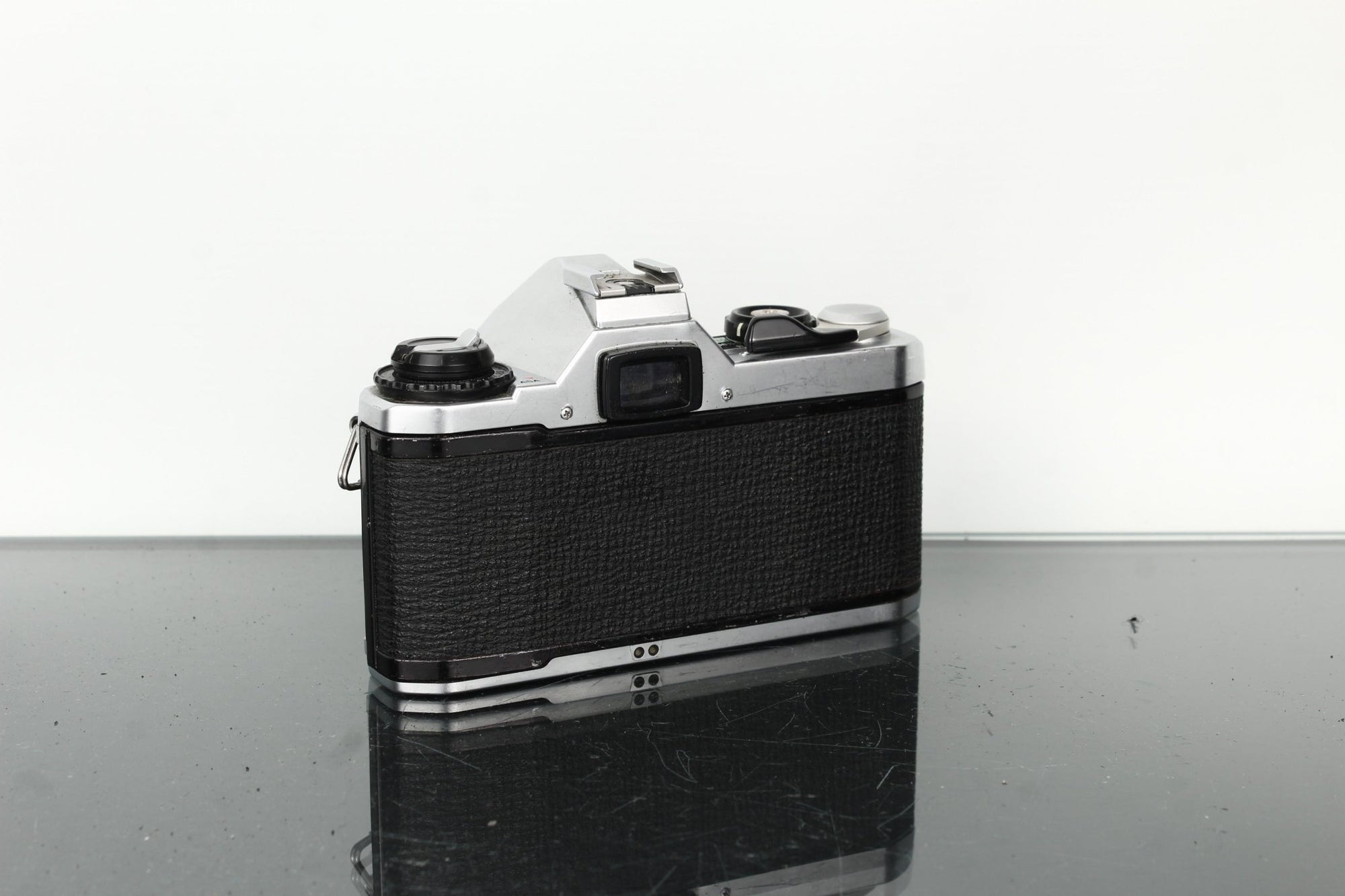 Pentax MG + Pentax - M 1:1.7 50mm - Dutch|Thrift