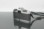 Pentax MG + SMC Pentax - M 1:2 50mm - Dutch|Thrift