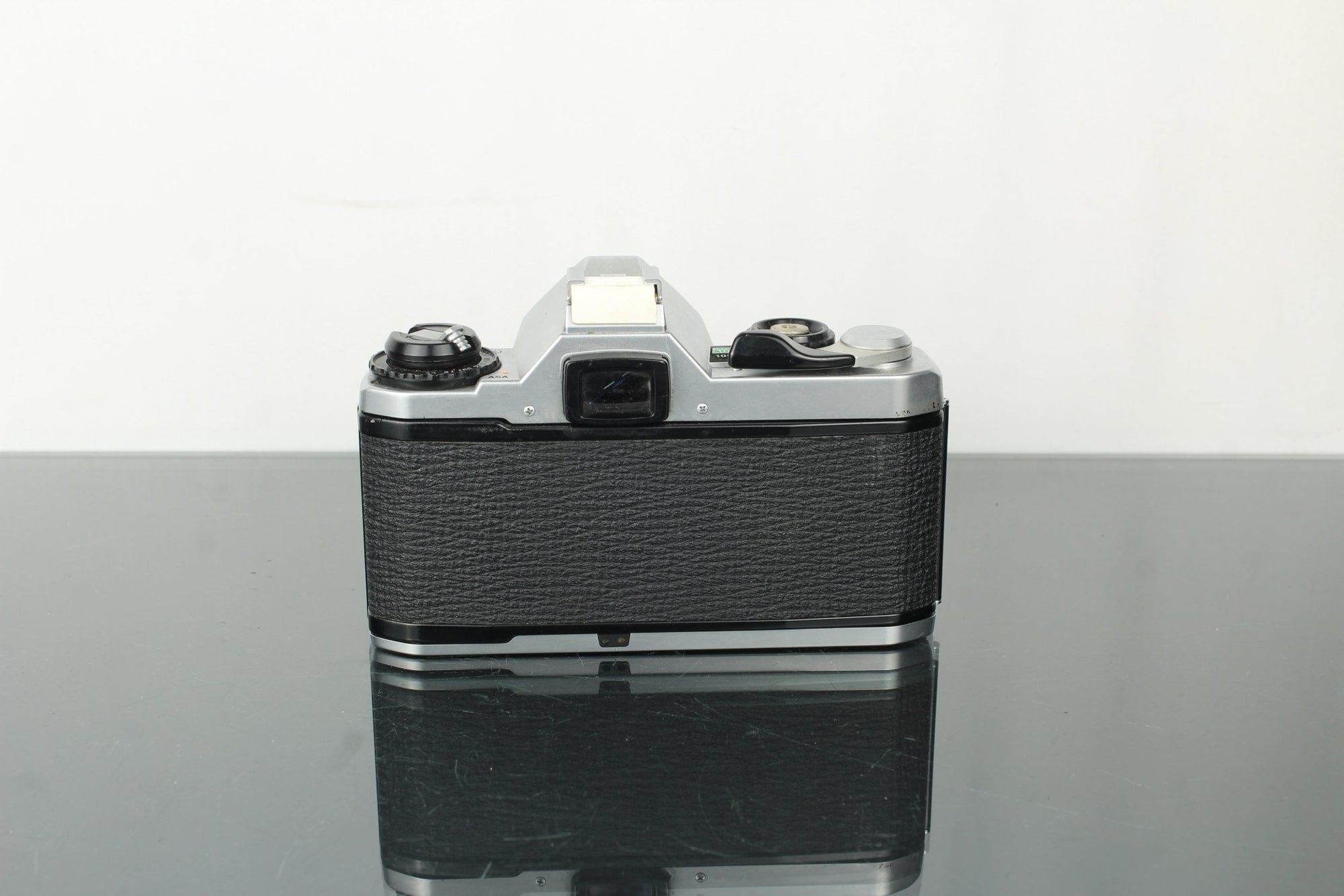 Pentax MG + SMC Pentax - M 35mm f/2 - Dutch|Thrift