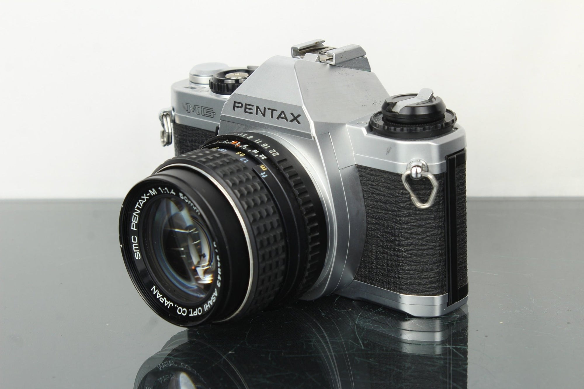 Pentax MG SMC Pentax - M 50mm f/1.4 - Dutch|Thrift