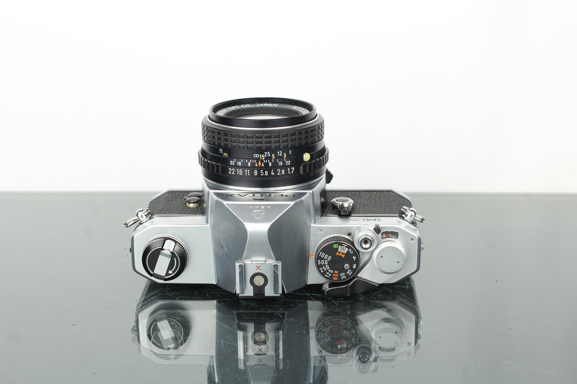 Pentax MX + 50mm 1.7 Pentax - M lens - Dutch|Thrift