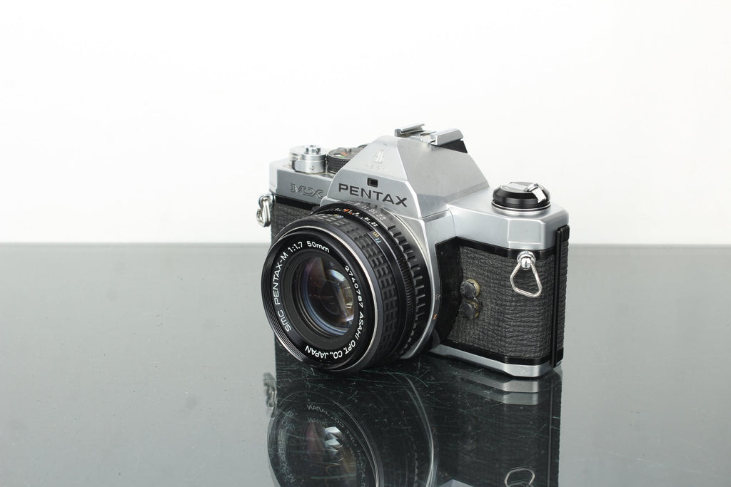 Pentax MX + 50mm 1.7 Pentax - M lens - Dutch|Thrift