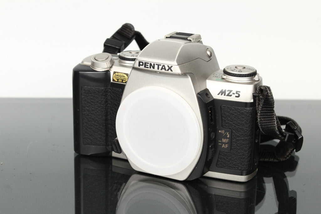 Pentax MZ - 5 - Dutch|Thrift
