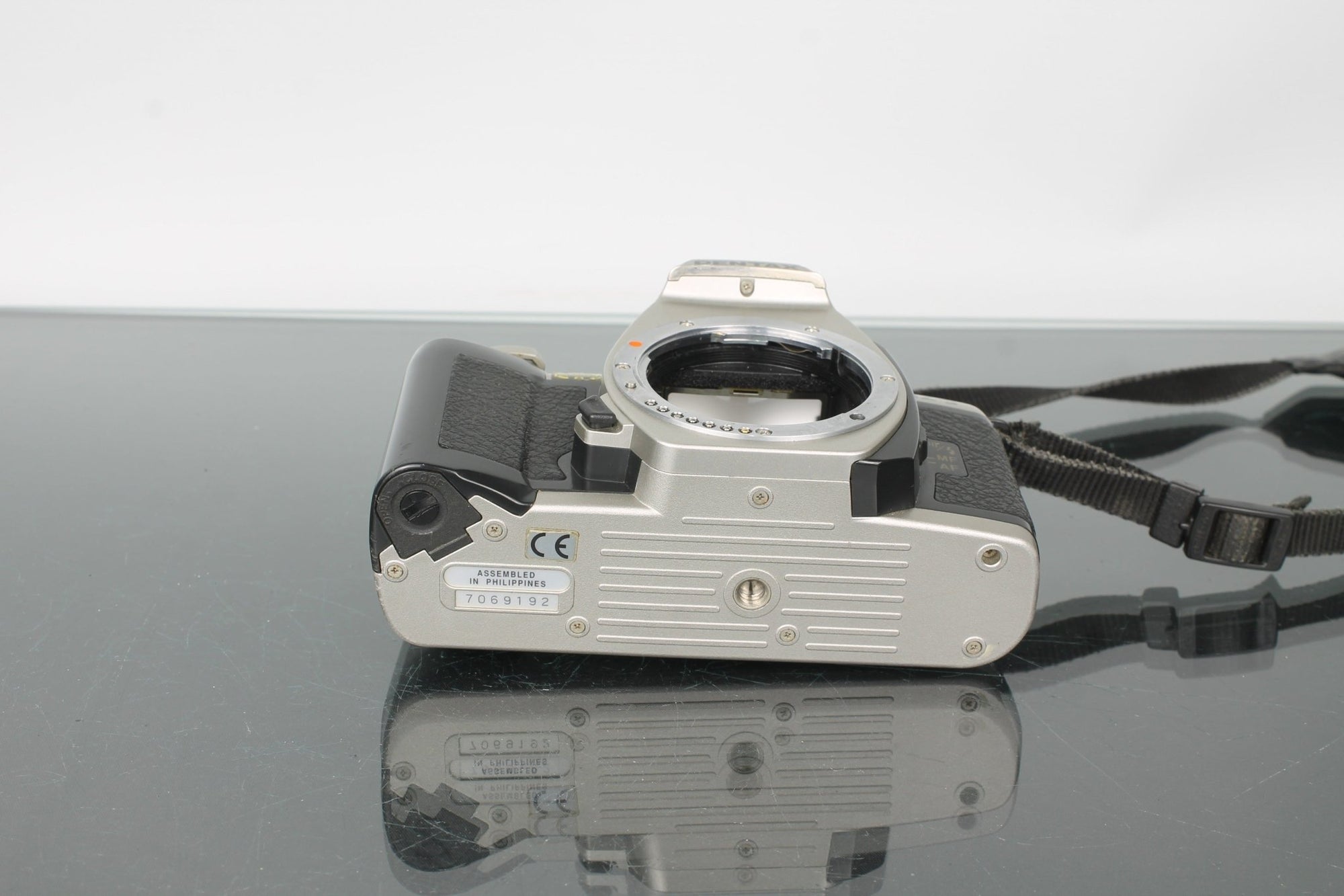 Pentax MZ - 5 - Dutch|Thrift