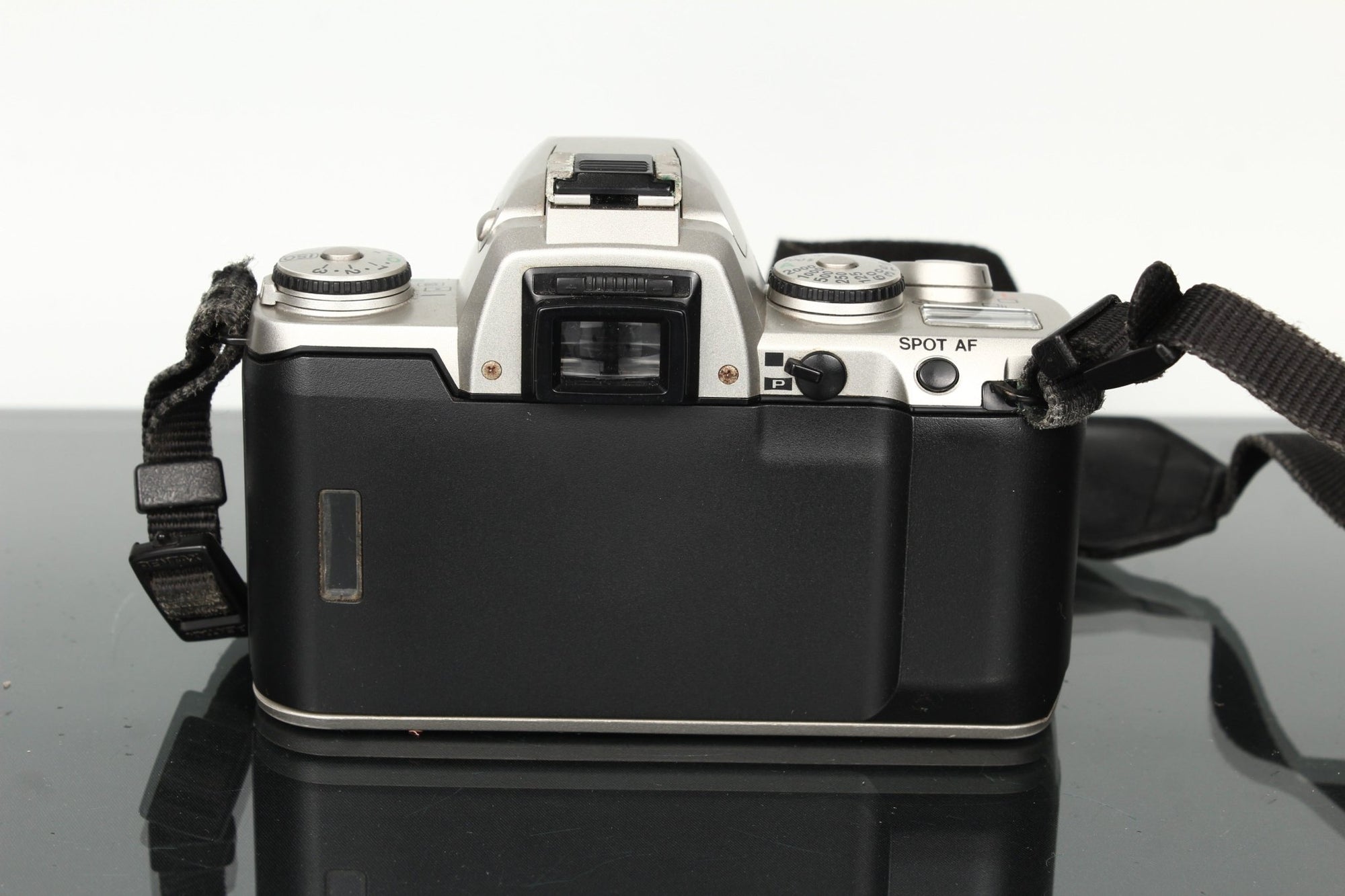 Pentax MZ - 5 - Dutch|Thrift