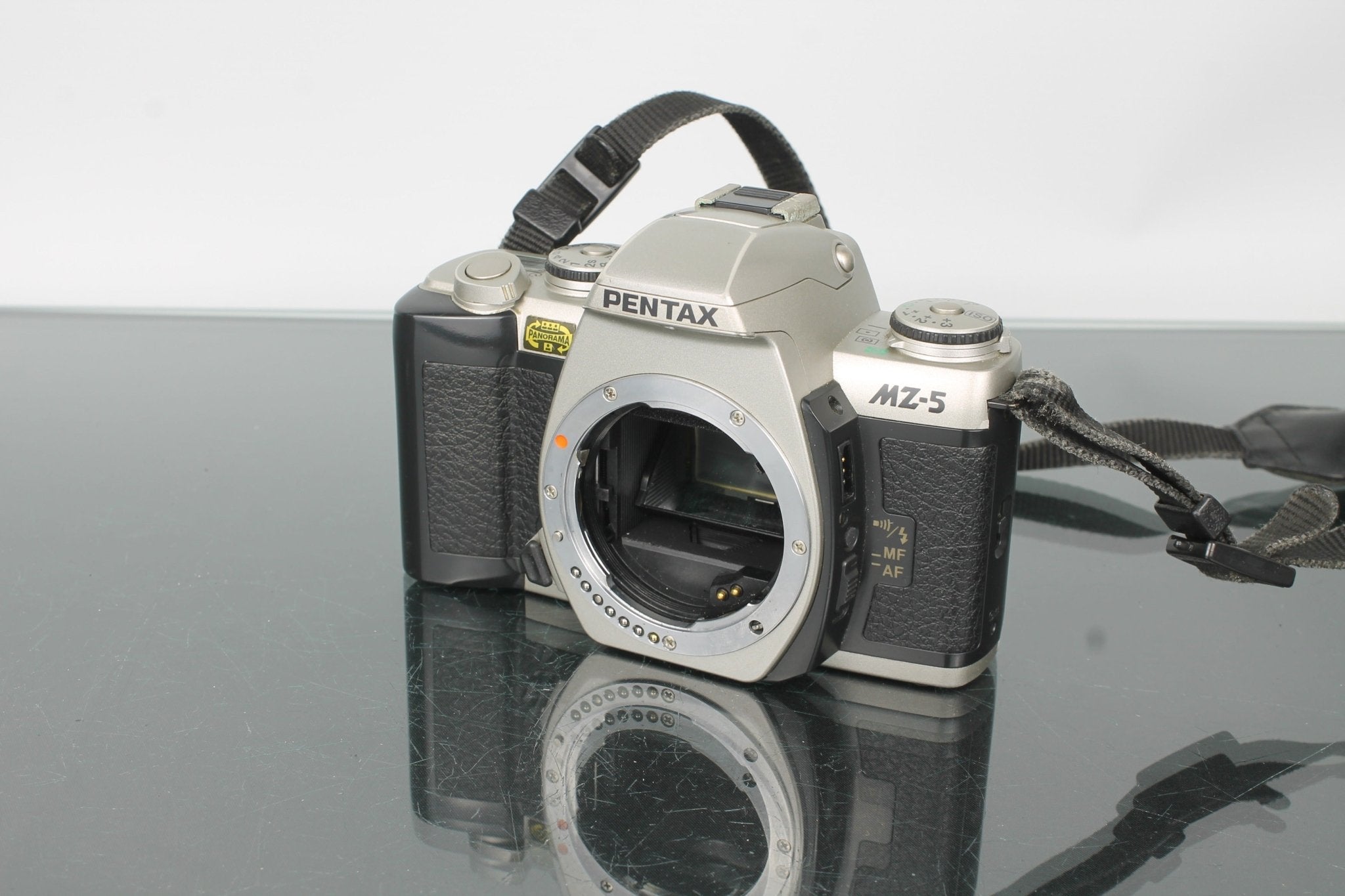 PENTAX MZ-5N 標準ズームレンズセット フィルムカメラ フィルム一眼レフ PENTAX MZ-5N｜シンプル・軽快なスナップ派の一眼