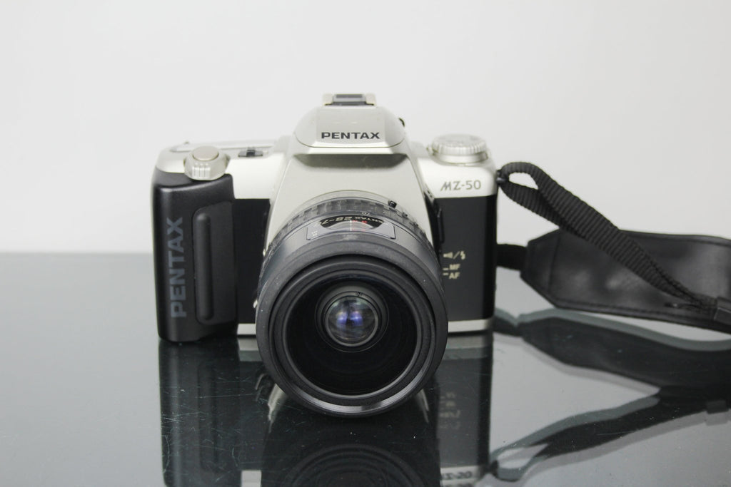 Pentax MZ - 50 + Pentax SMC FA 28 - 70mm f/4 lens - Dutch|Thrift