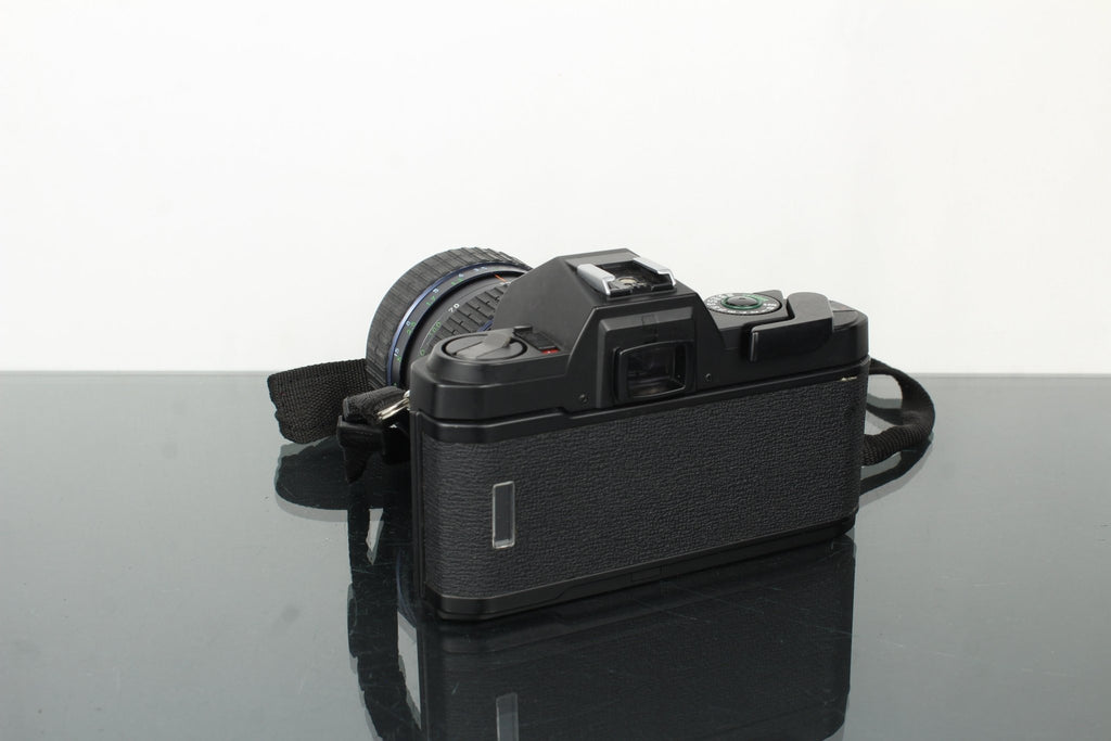 Pentax P30 + Takumar 28 - 80mm 1:3.5 - 4.5 lens - Dutch|Thrift