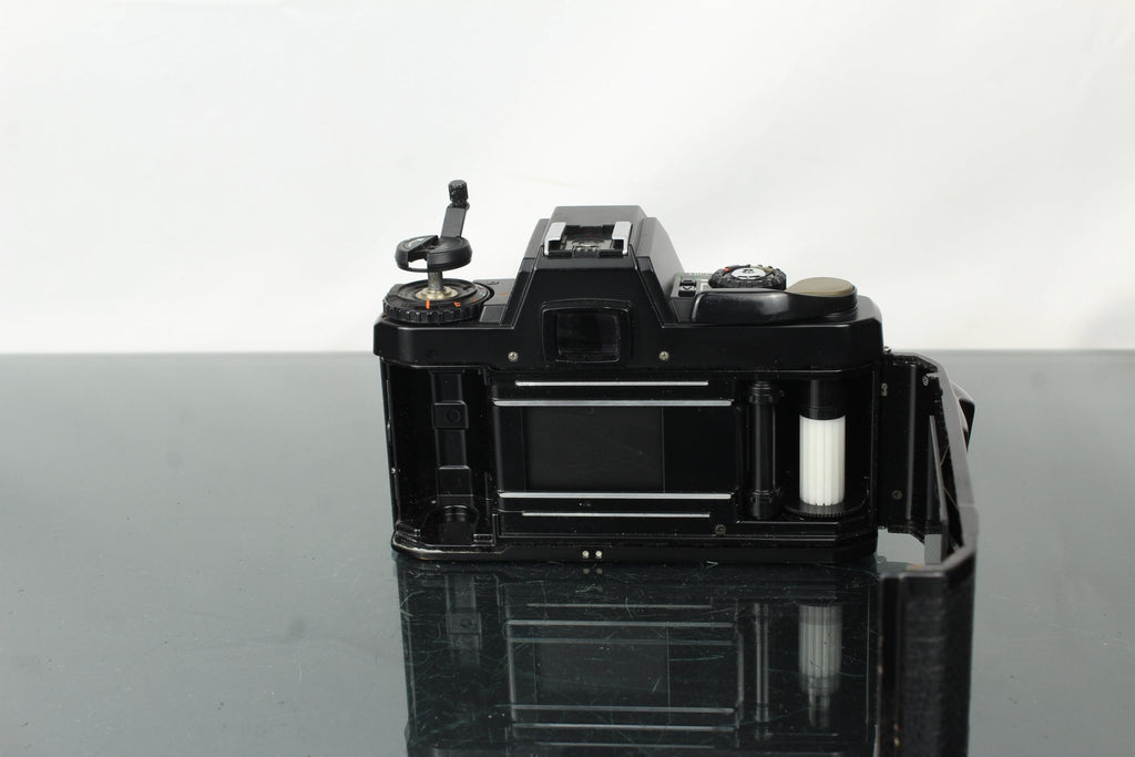 Pentax Program A + 50mm 1.7 Pentax lens - Dutch|Thrift