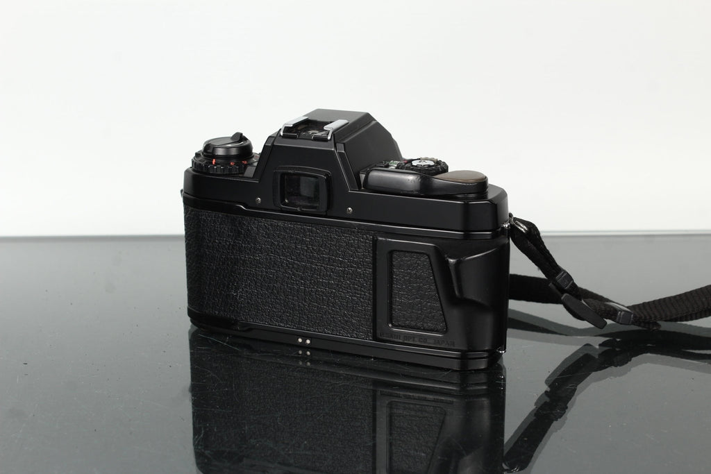 Pentax Program A + Pentax - A 50mm f/1.4 - Dutch|Thrift