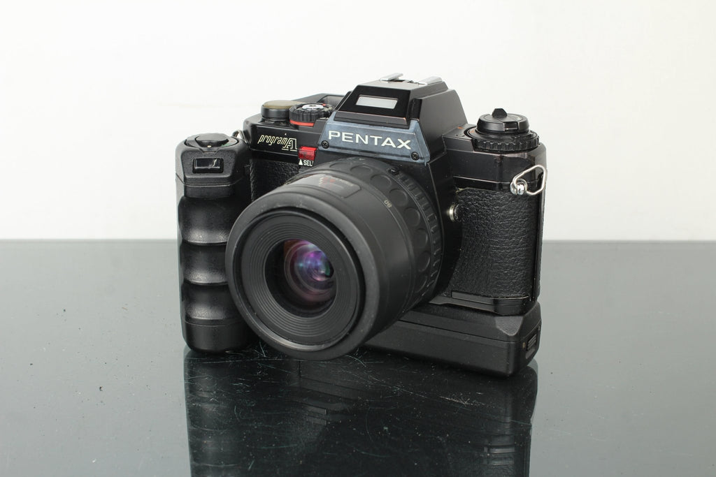 Pentax ProgramA + SMC Pentax - F 35 - 80mm 1:4 - 5.6 lens - Dutch|Thrift