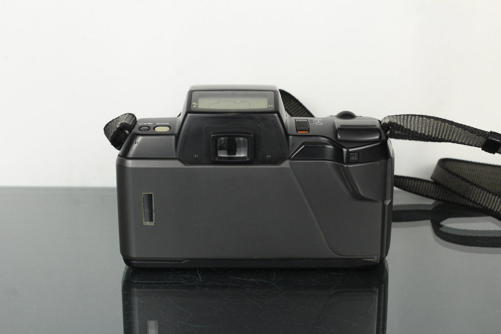 Pentax SF10 - Dutch|Thrift