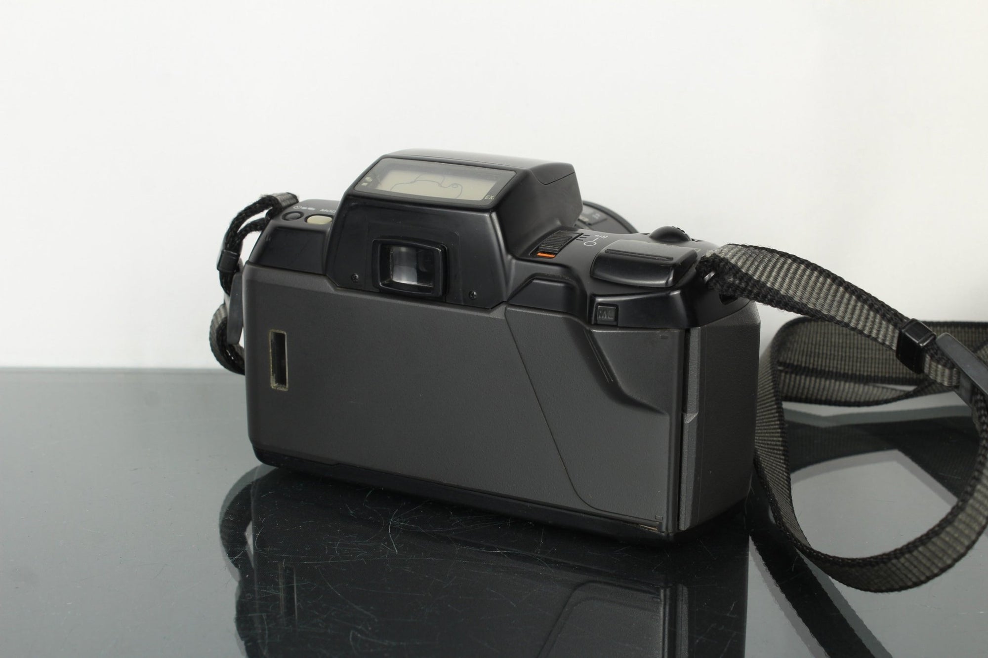 Pentax SF10 - Dutch|Thrift