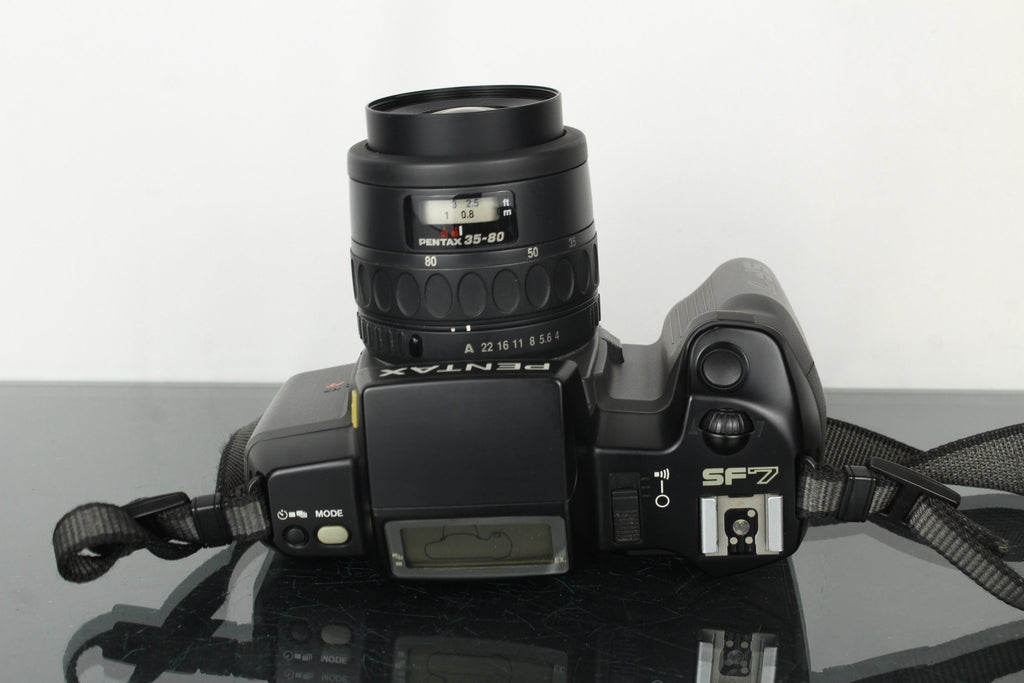 Pentax SF7 - Dutch|Thrift