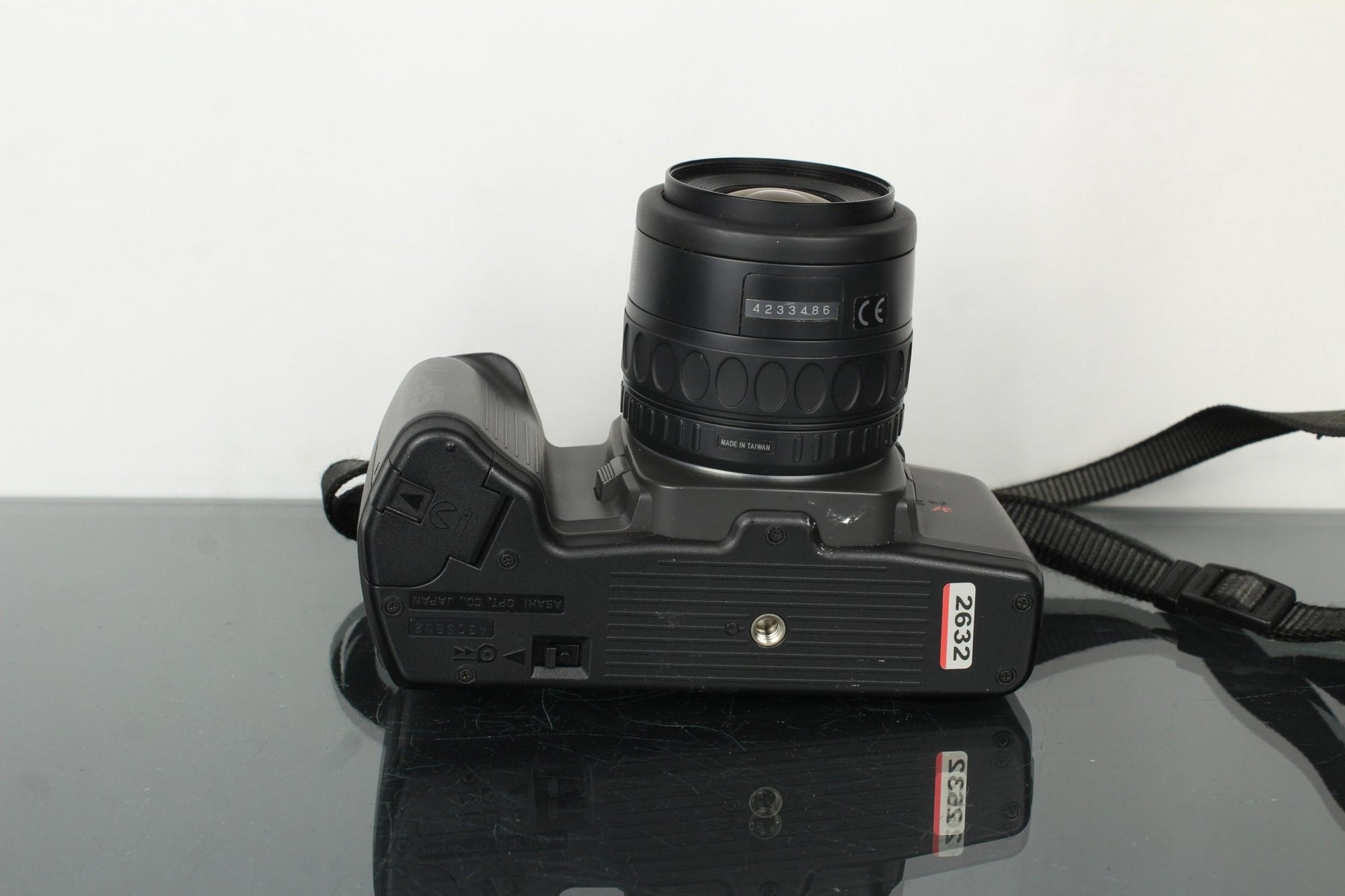 Pentax SF7 + SMC Pentax 1:4 - 5.6 35 - 80mm - Dutch|Thrift