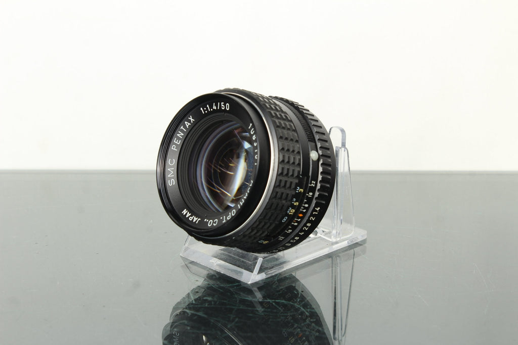 Pentax SMC 1:1.4/50 PK Mount - Dutch|Thrift
