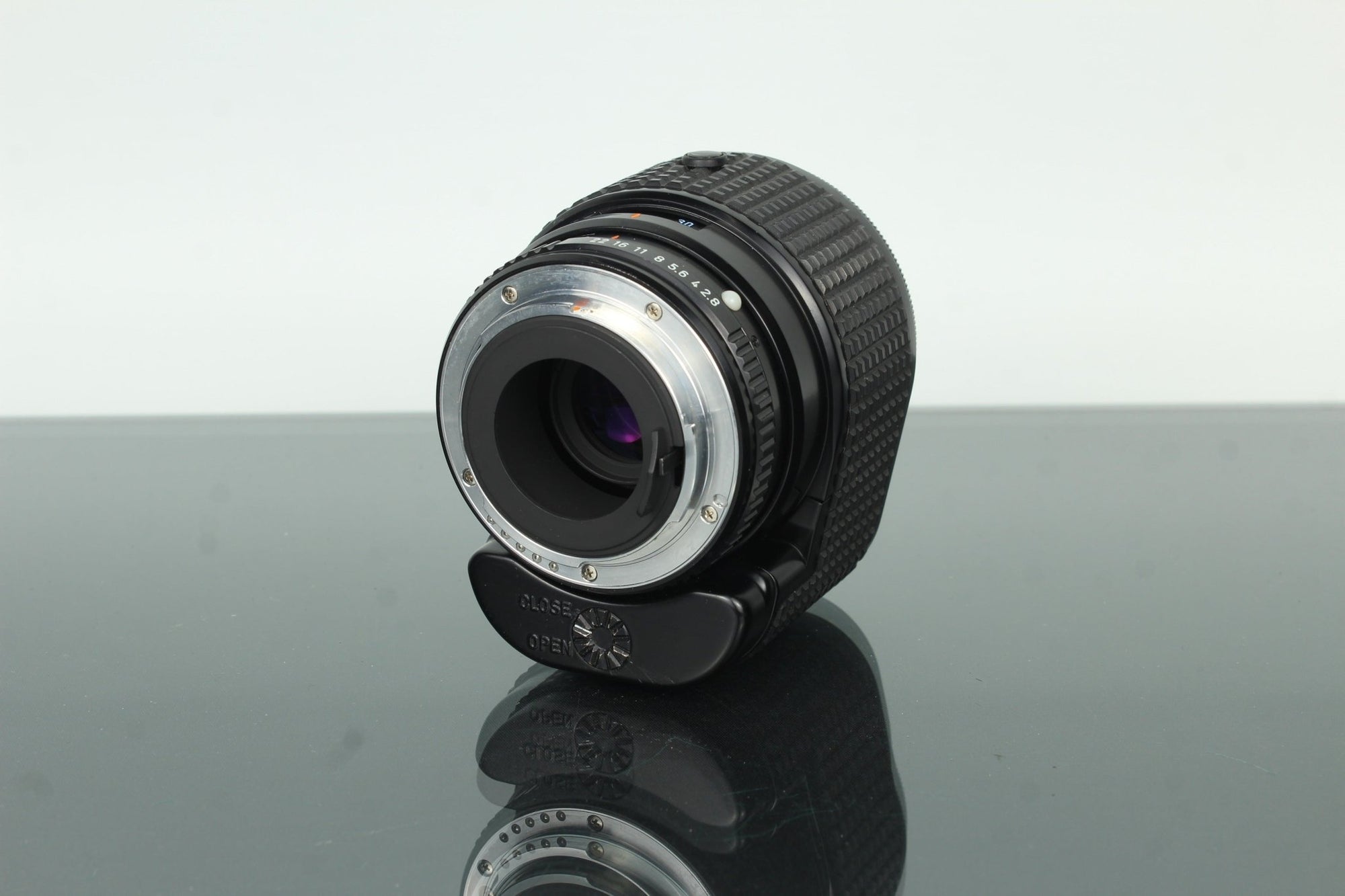 Pentax SMC Pentax - F 35 - 70mm f/2.8 - 4 - Dutch|Thrift