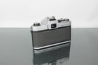 Pentax SP 500 + Super Multi Coated Takumar 28mm f/3.5 - Dutch|Thrift