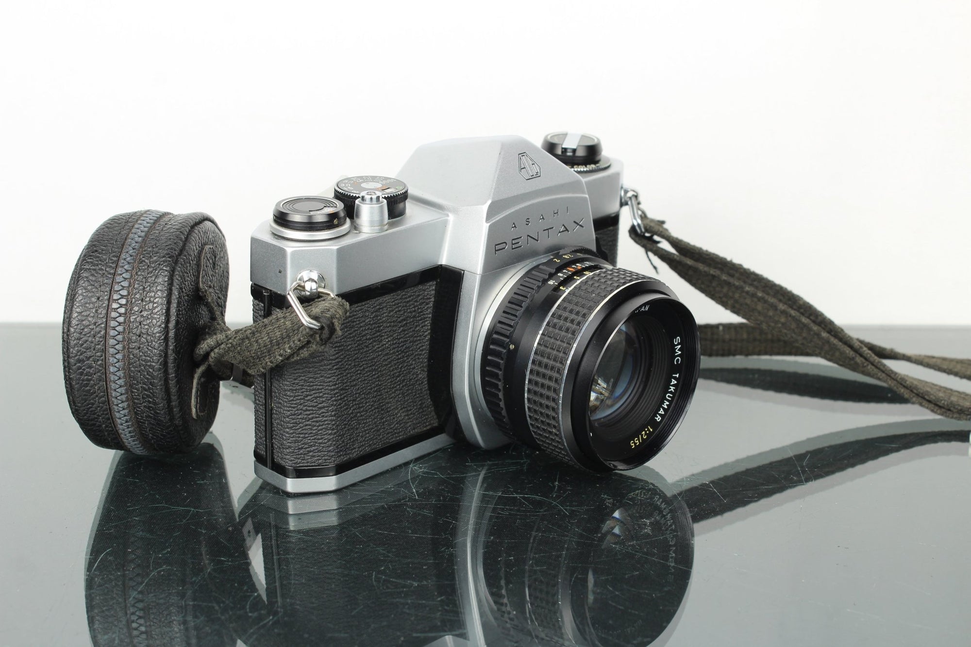 Pentax SP1000 + 55mm f/2 SMC Takumar lens - Dutch|Thrift