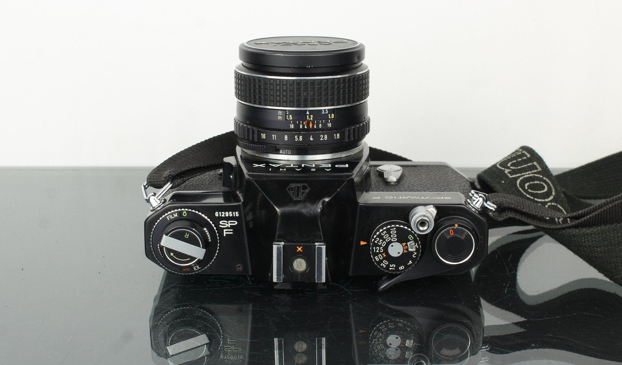 Pentax Spotmatic F + smc Takumar 55mm 1.8 lens – Dutch|Thrift