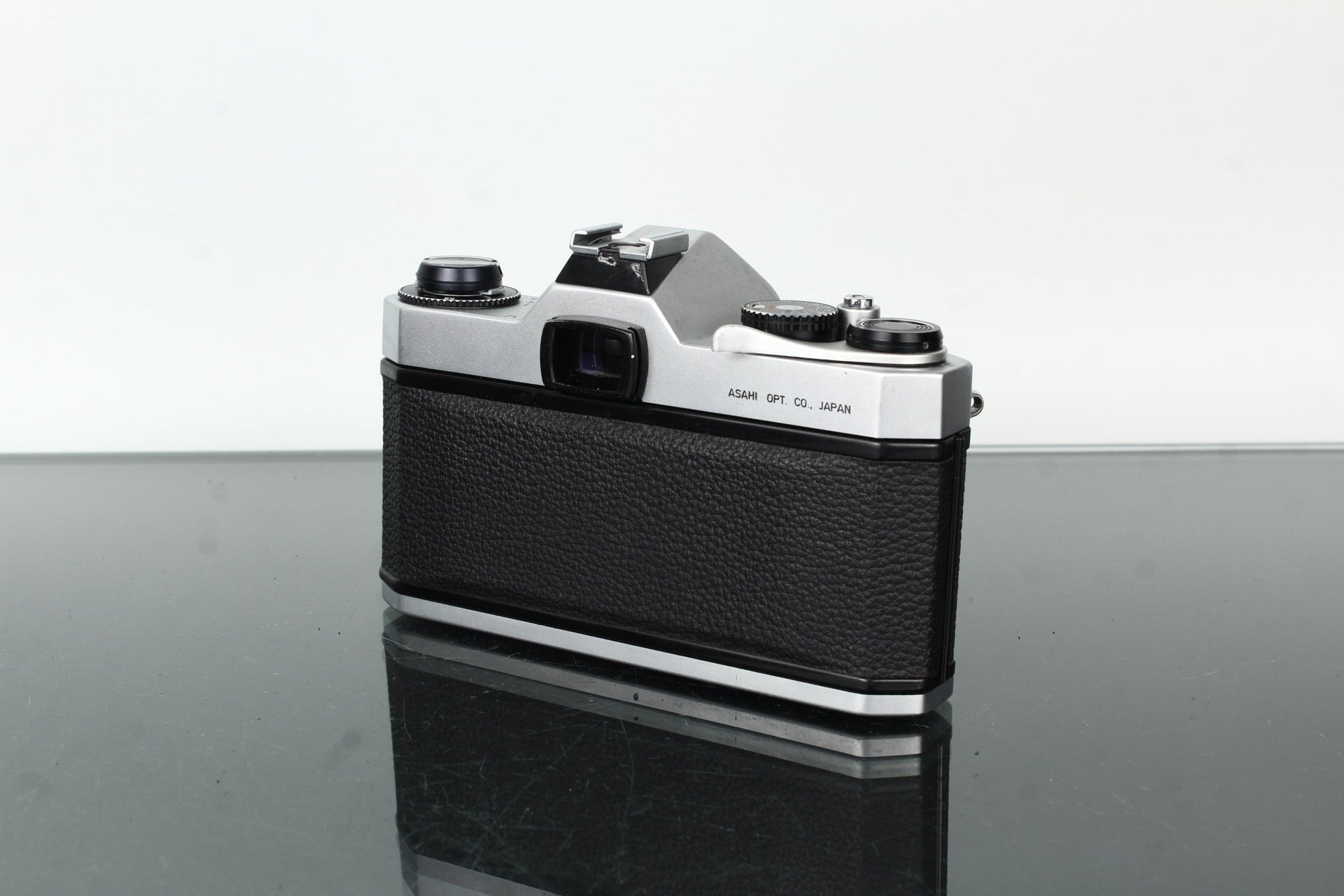 Pentax Spotmatic F + Takumar 1:1.8 55mm - Dutch|Thrift