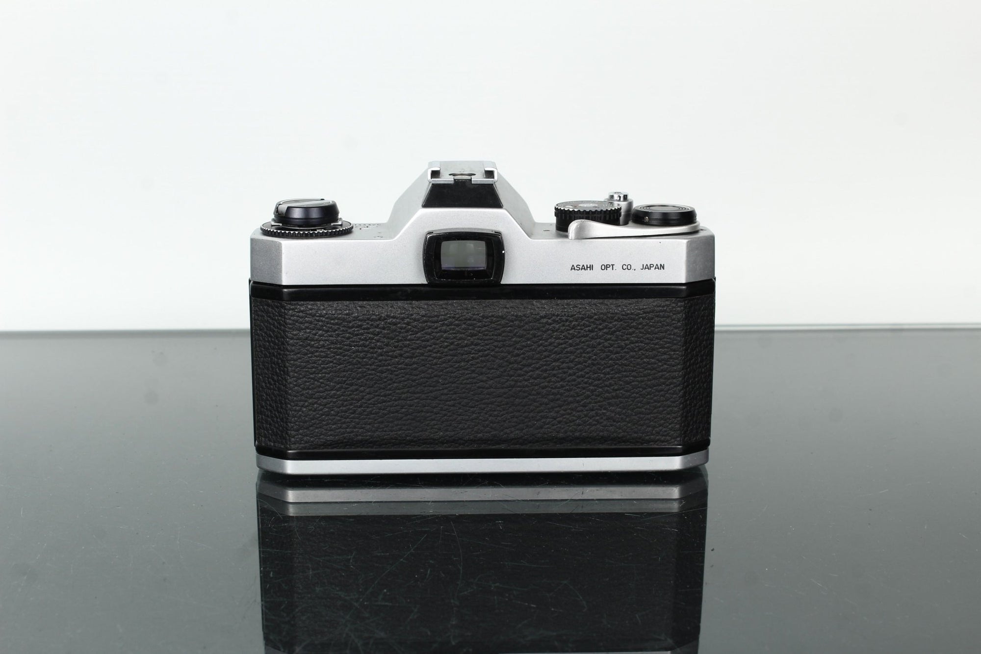 Pentax Spotmatic F + Takumar 1:1.8 55mm - Dutch|Thrift