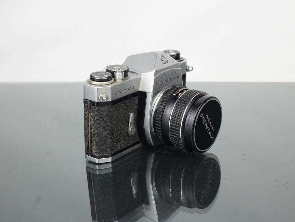 Pentax SpotMatic + Takumar 55mm f/2 - Dutch|Thrift