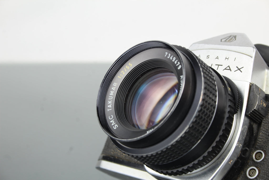 Pentax SpotMatic + Takumar 55mm f/2 - Dutch|Thrift
