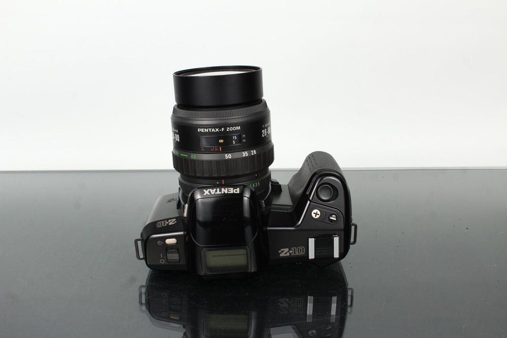 Pentax Z - 10 + Pentax X Zoom 1:3.5 - 4.5 28 - 80mm - Dutch|Thrift