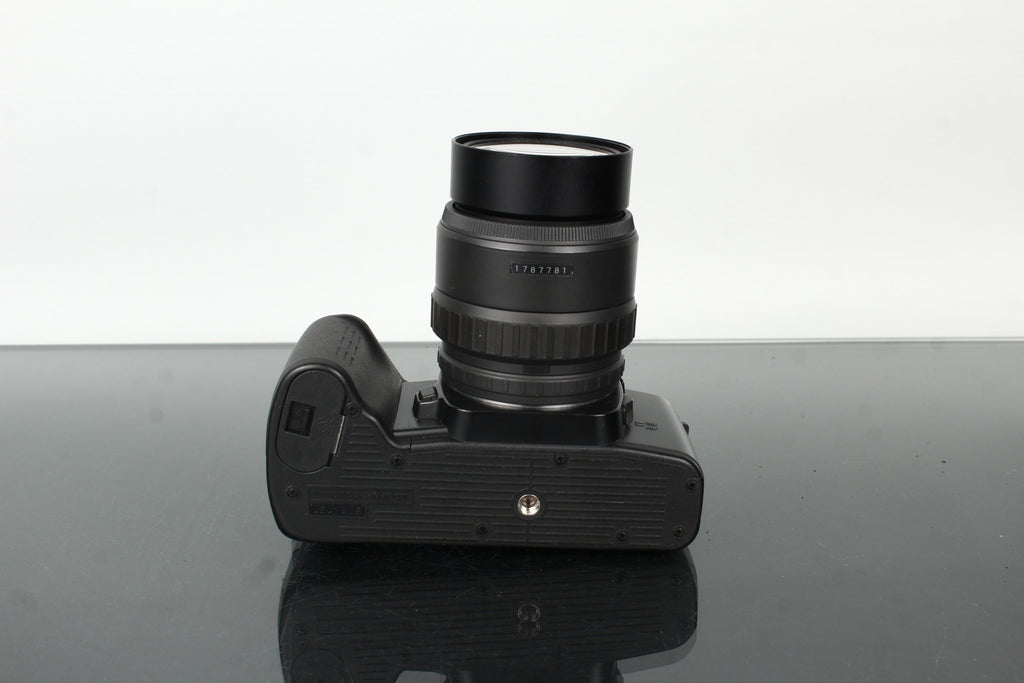 Pentax Z - 10 + Pentax X Zoom 1:3.5 - 4.5 28 - 80mm - Dutch|Thrift