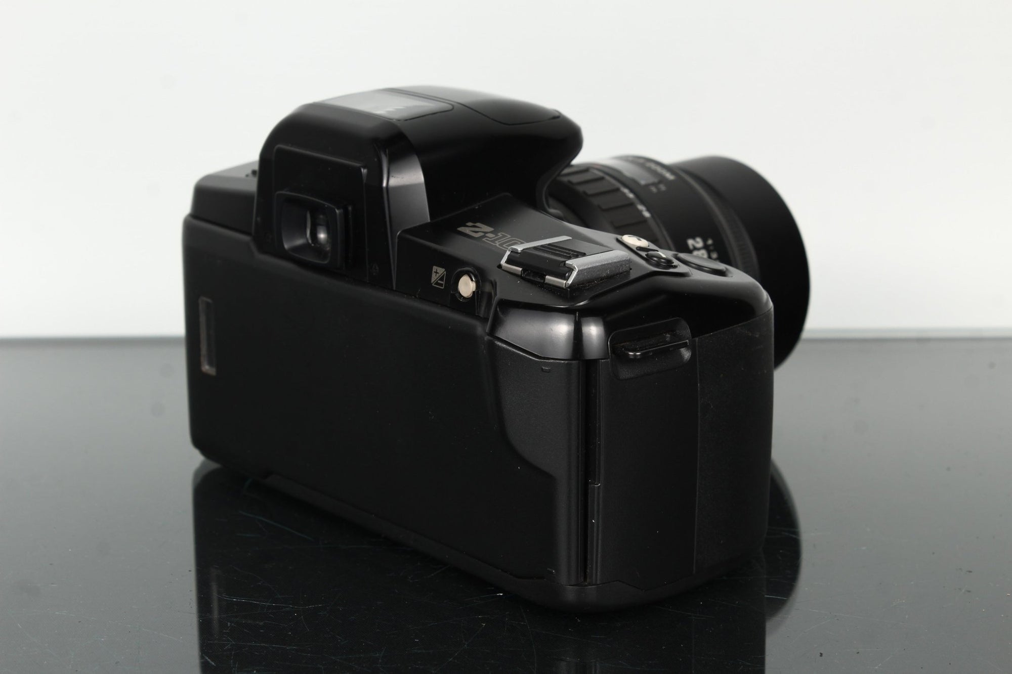 Pentax Z - 10 + Pentax X Zoom 1:3.5 - 4.5 28 - 80mm - Dutch|Thrift