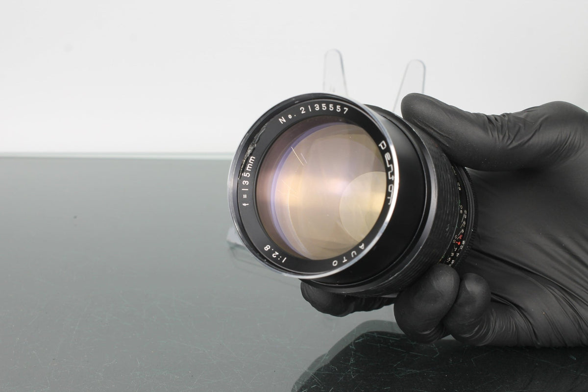 Pentor 135mm f/2.8 - Dutch|Thrift