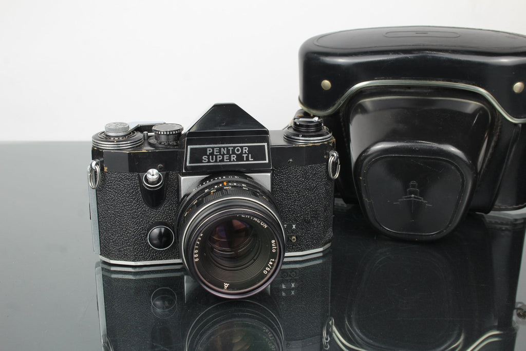 Pentor Super TL + 50mm 1.8 Pentacon auto lens (M42 mount) - Dutch|Thrift