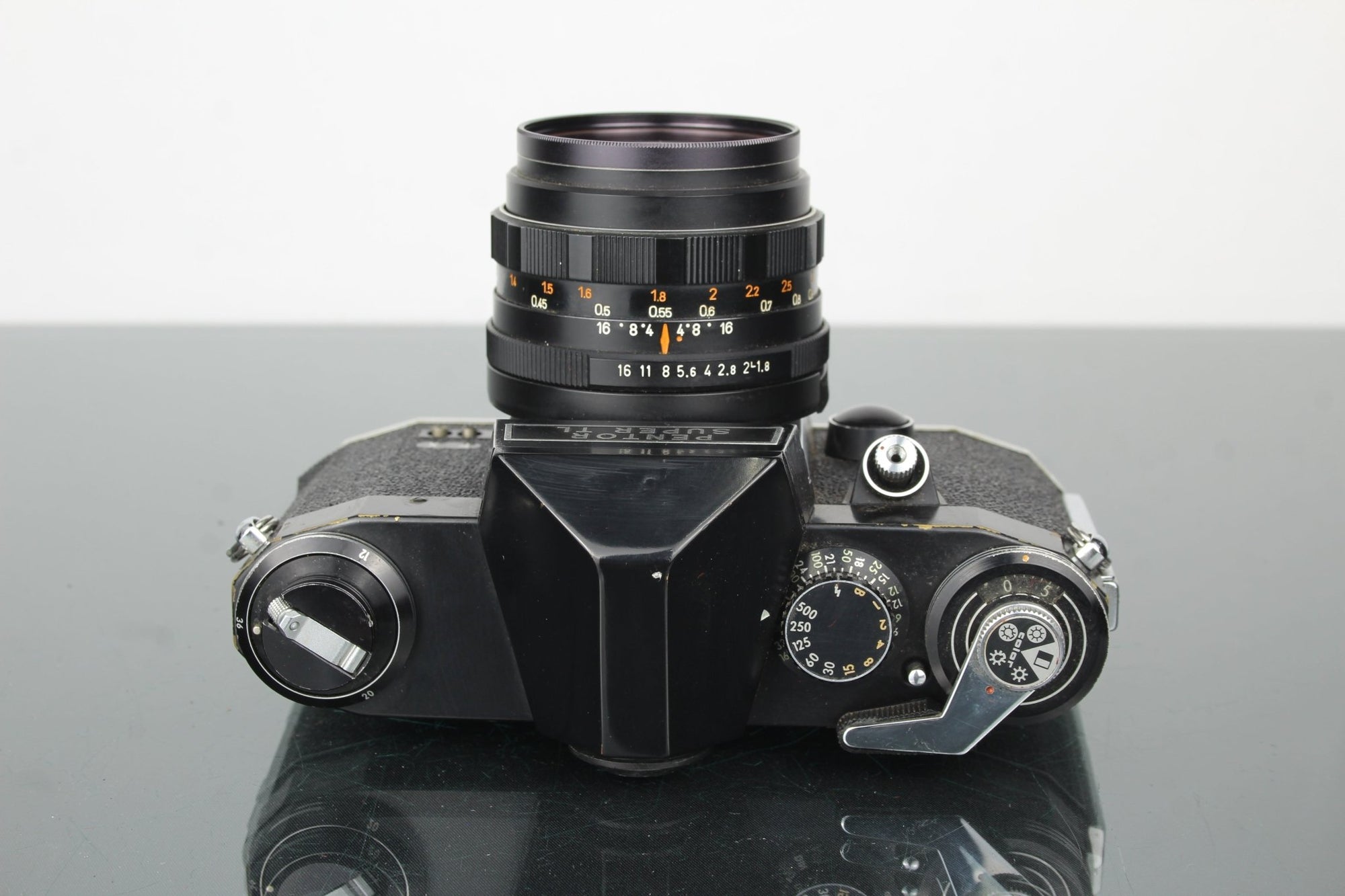 Pentor Super TL + 50mm 1.8 Pentacon auto lens (M42 mount) - Dutch|Thrift