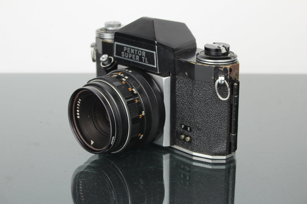 Pentor Super TL + 50mm 1.8 Pentacon auto lens (M42 mount) - Dutch|Thrift