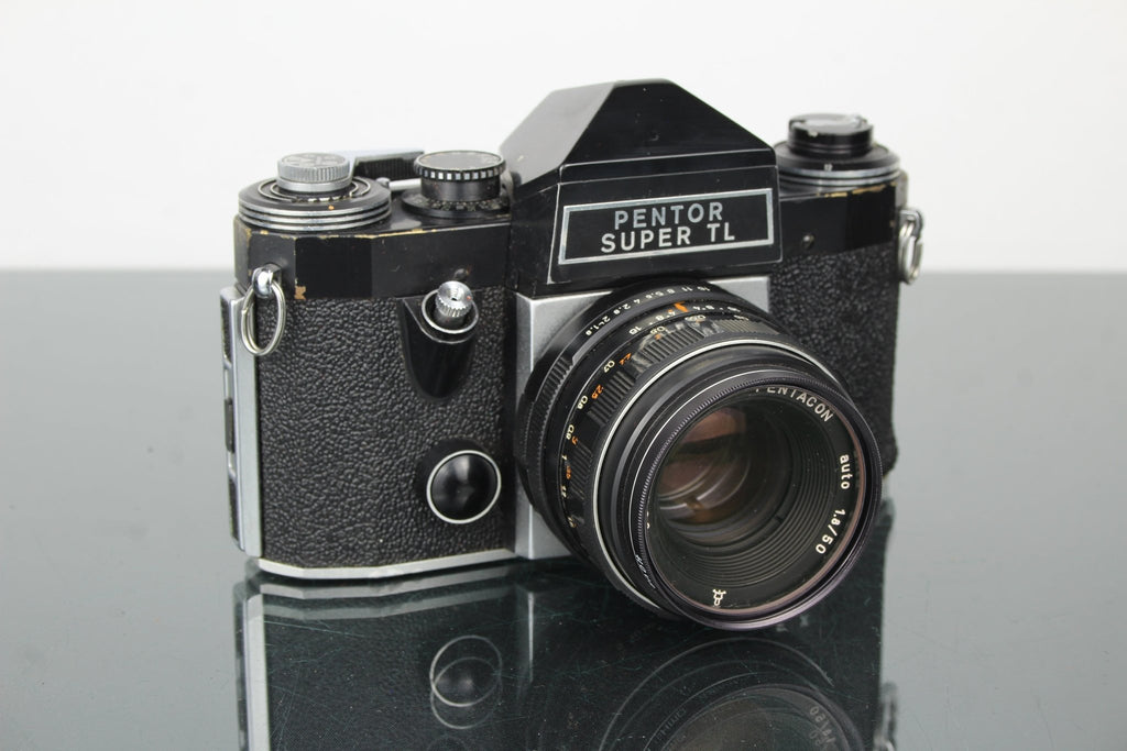 Pentor Super TL + 50mm 1.8 Pentacon auto lens (M42 mount) - Dutch|Thrift