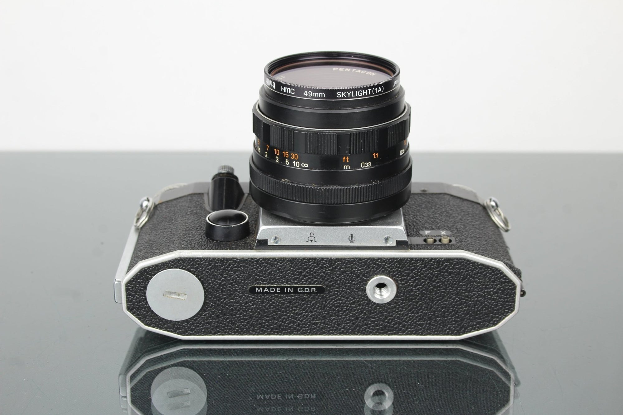 Pentor Super TL + 50mm 1.8 Pentacon auto lens (M42 mount) - Dutch|Thrift