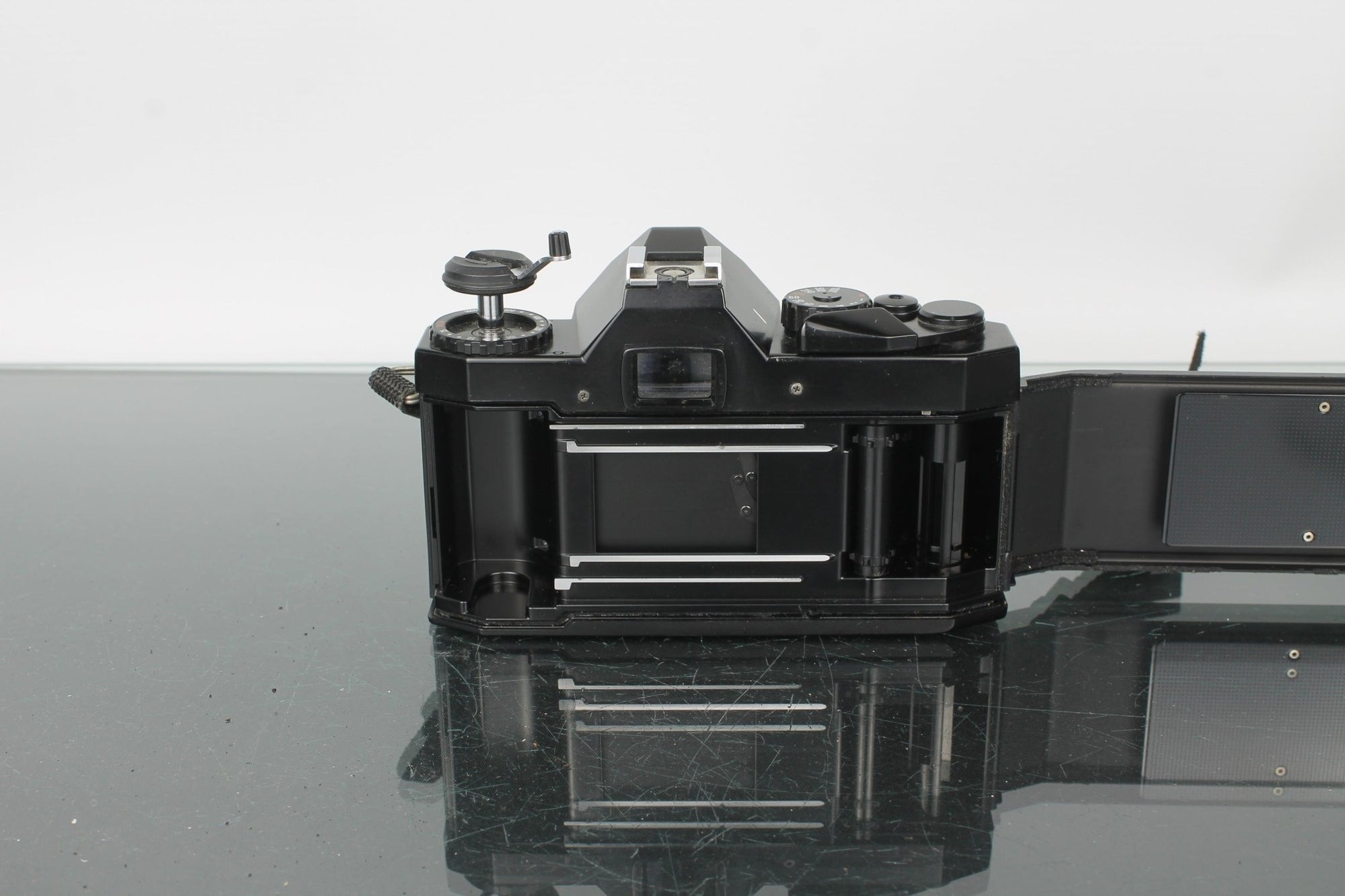 Petri GX - 1 + Rikenon 50mm f/2 - Dutch|Thrift