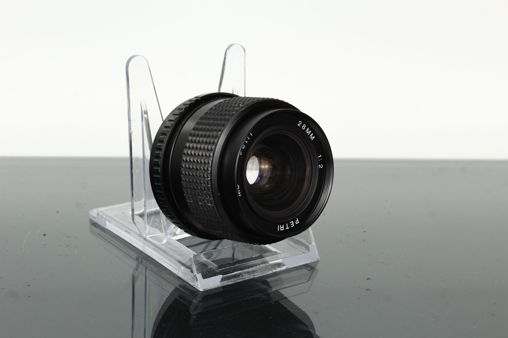 Petri MC 28mm f/2 - Dutch|Thrift