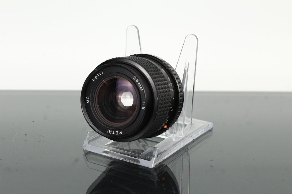 Petri MC 28mm f/2 - Dutch|Thrift