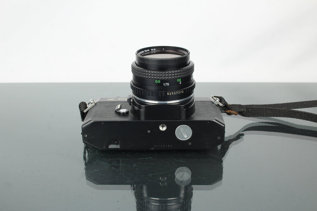 Petri MF - 101A + 50mm 1:2.0 lens - Dutch|Thrift
