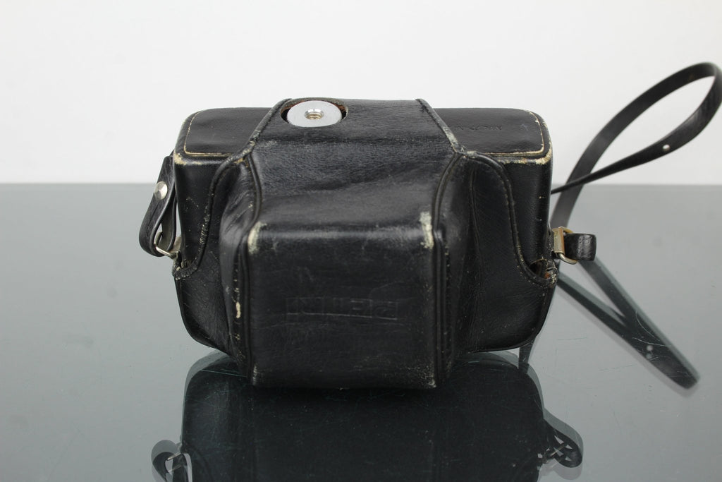 Petri Racer Rangefinder - Dutch|Thrift