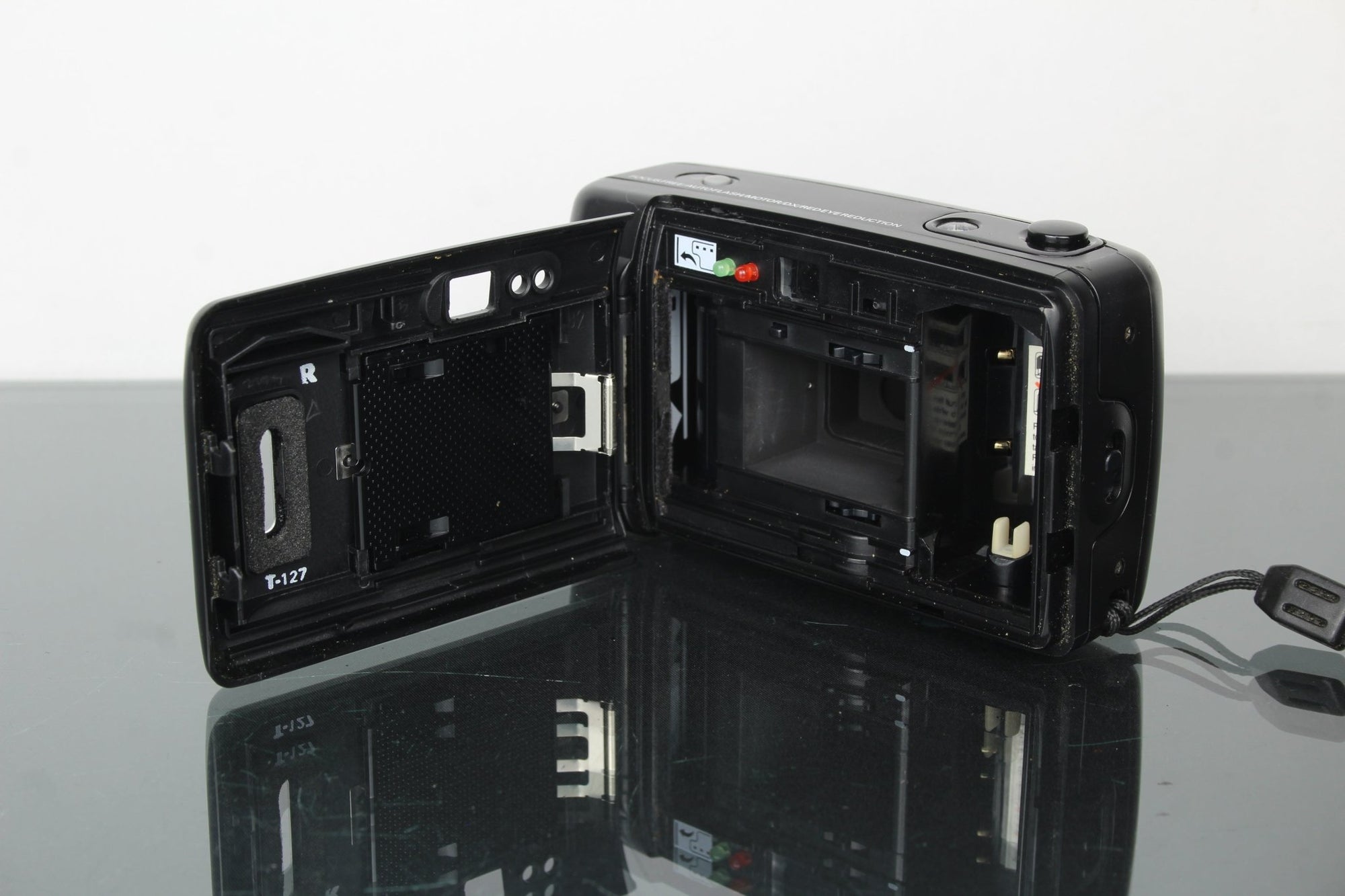 Polaroid 2000 FF - Dutch|Thrift