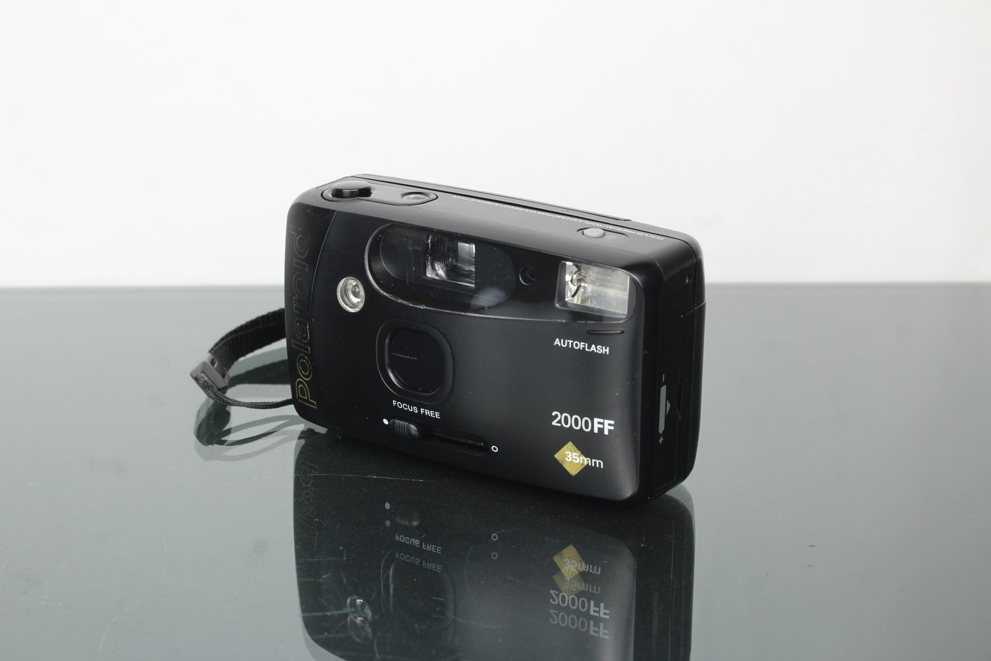 Polaroid 2000 FF - Dutch|Thrift