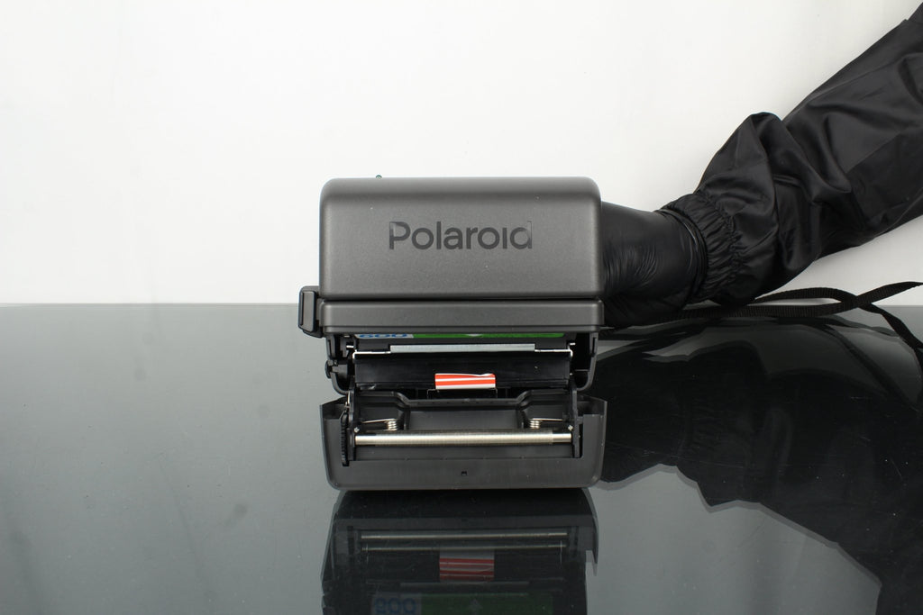 Polaroid 636 Close Up Camera - Dutch|Thrift