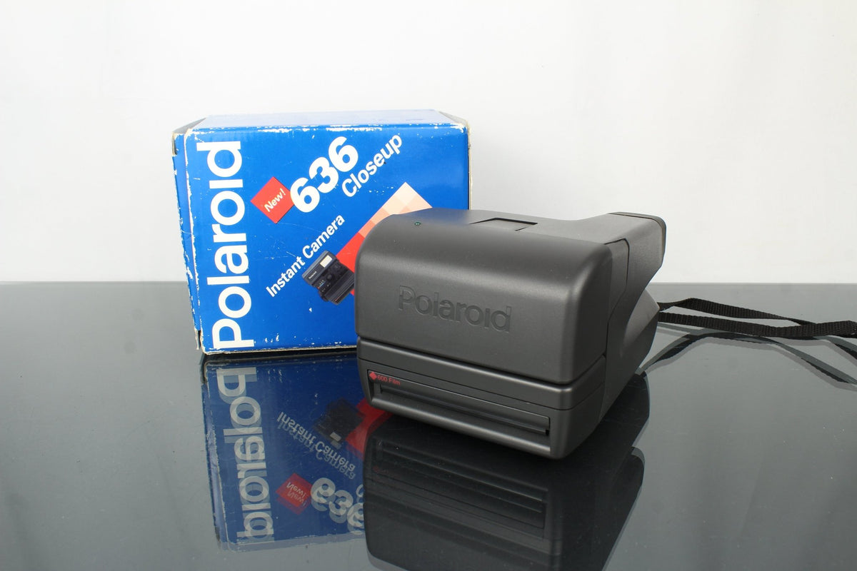 Polaroid 636 Close Up Camera - Dutch|Thrift
