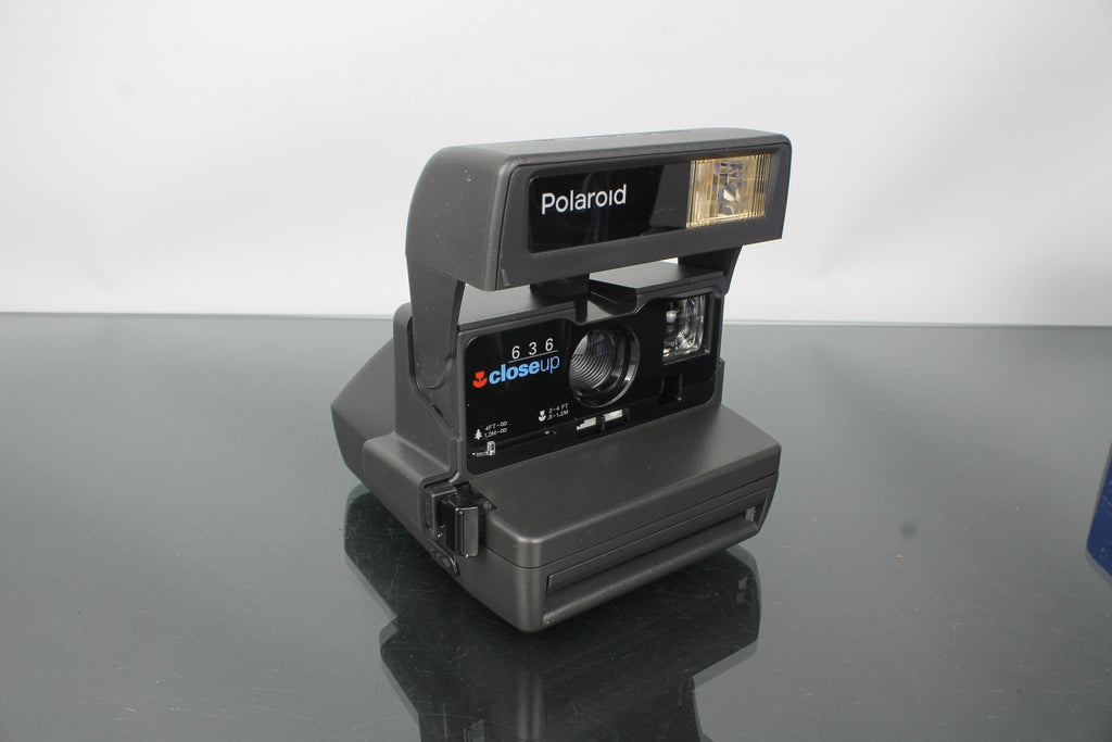 Polaroid 636 Closeup - Dutch|Thrift