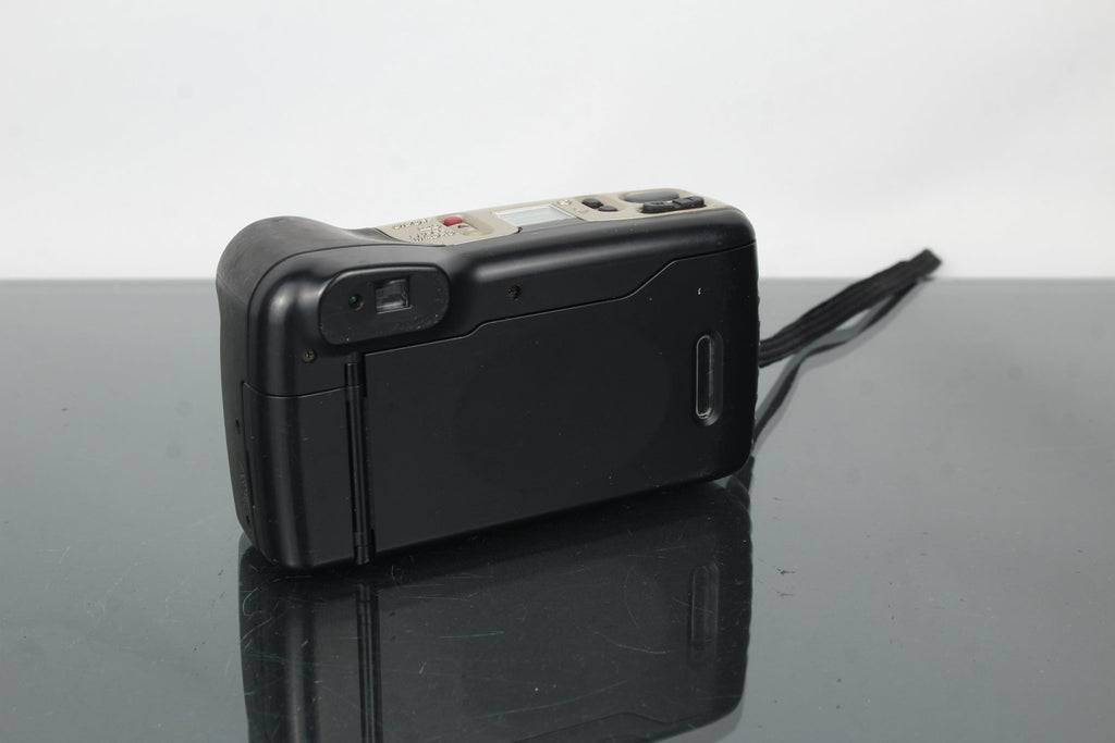 Polaroid 900 Z - Dutch|Thrift